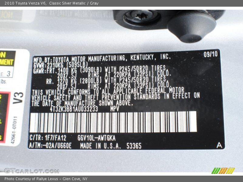 Classic Silver Metallic / Gray 2010 Toyota Venza V6
