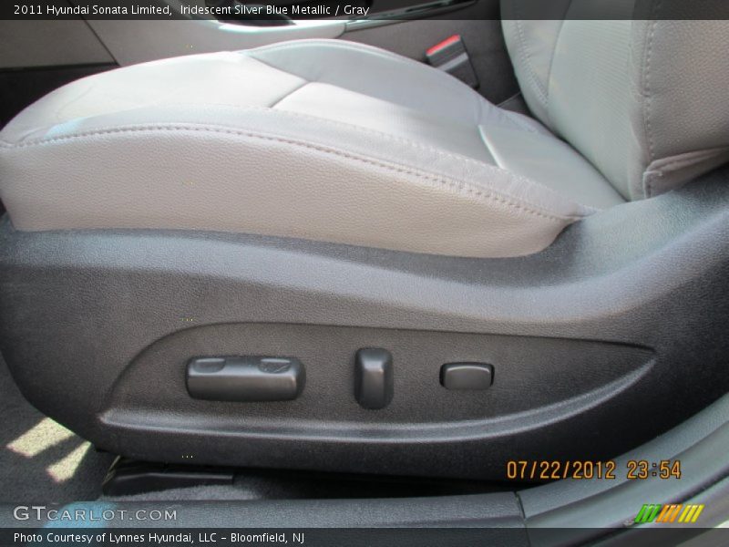 Iridescent Silver Blue Metallic / Gray 2011 Hyundai Sonata Limited