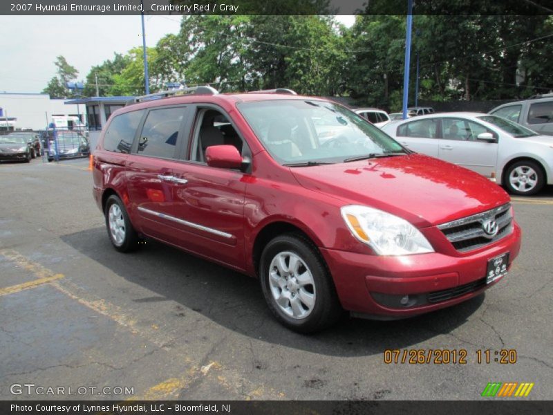 Cranberry Red / Gray 2007 Hyundai Entourage Limited