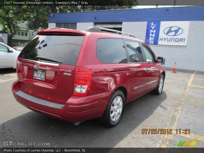 Cranberry Red / Gray 2007 Hyundai Entourage Limited