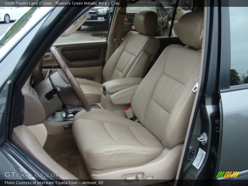 Front Seat of 2000 Land Cruiser 