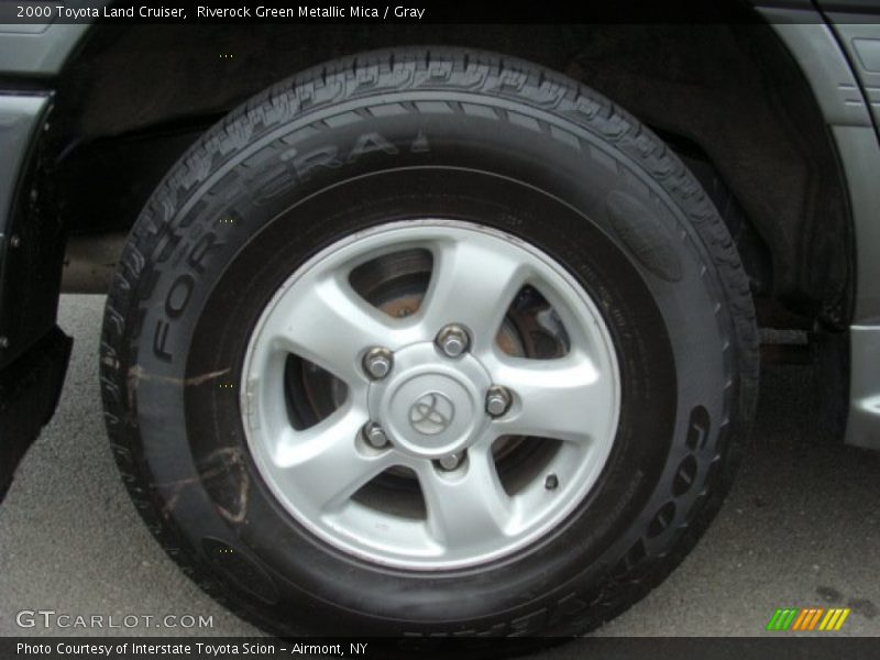  2000 Land Cruiser  Wheel