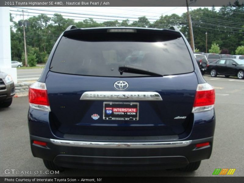 Nautical Blue Pearl / Ash 2011 Toyota Highlander SE 4WD