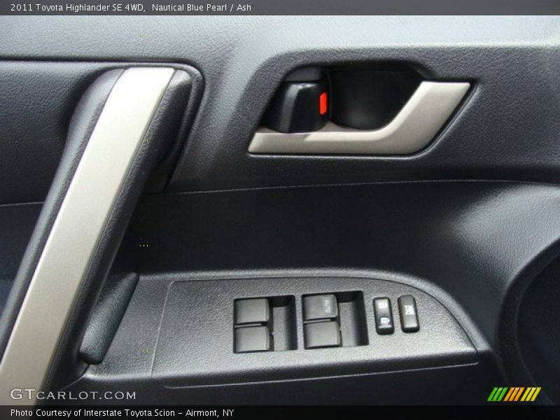 Nautical Blue Pearl / Ash 2011 Toyota Highlander SE 4WD