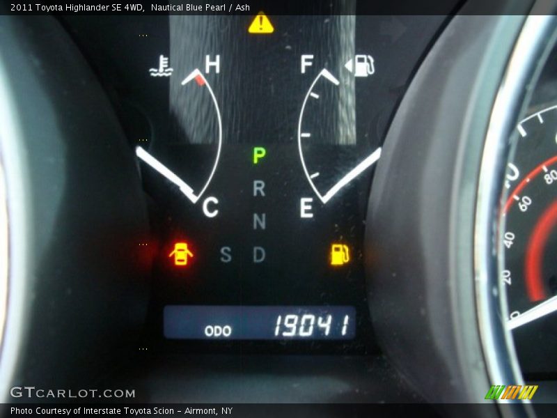 Nautical Blue Pearl / Ash 2011 Toyota Highlander SE 4WD
