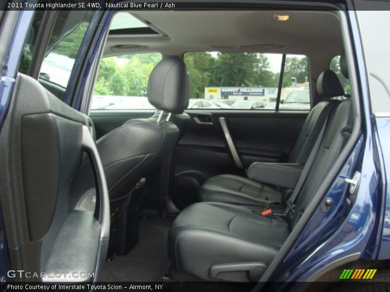 Nautical Blue Pearl / Ash 2011 Toyota Highlander SE 4WD