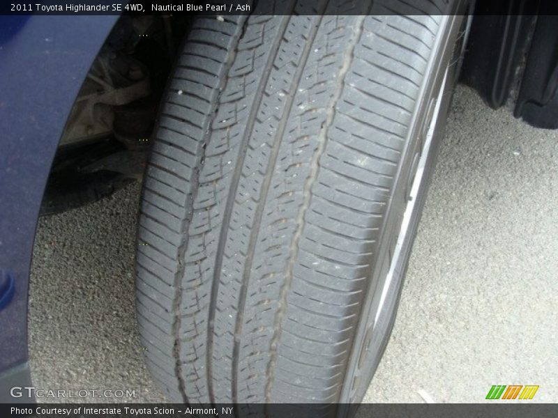 Nautical Blue Pearl / Ash 2011 Toyota Highlander SE 4WD