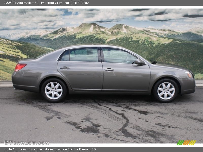 Phantom Gray Pearl / Light Gray 2005 Toyota Avalon XL