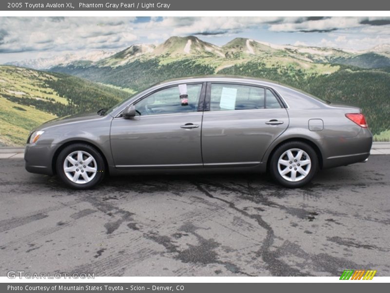 Phantom Gray Pearl / Light Gray 2005 Toyota Avalon XL