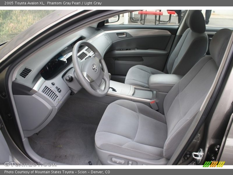 Phantom Gray Pearl / Light Gray 2005 Toyota Avalon XL