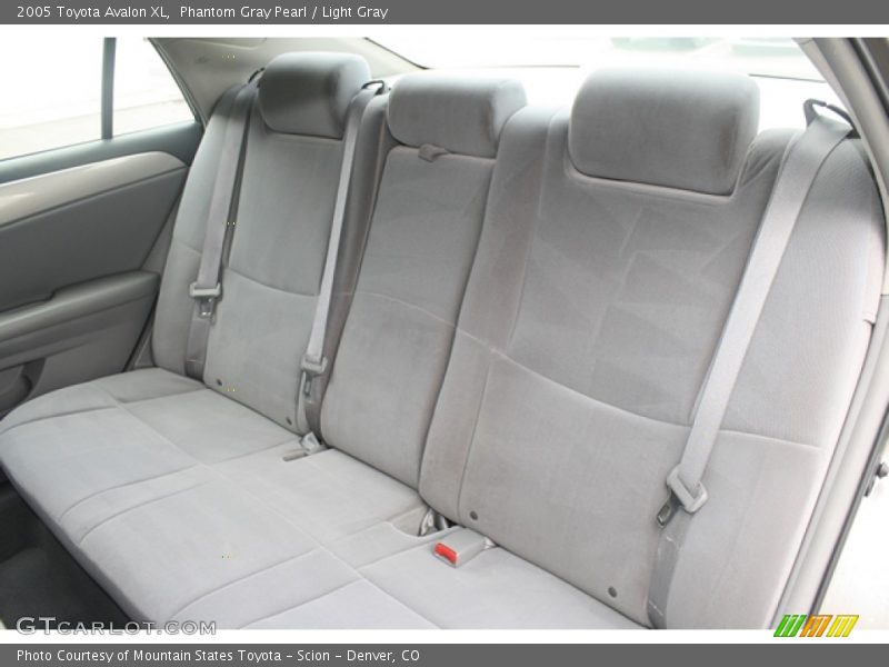 Phantom Gray Pearl / Light Gray 2005 Toyota Avalon XL