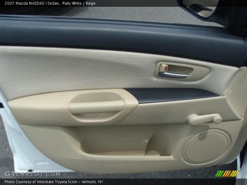 Rally White / Beige 2007 Mazda MAZDA3 i Sedan