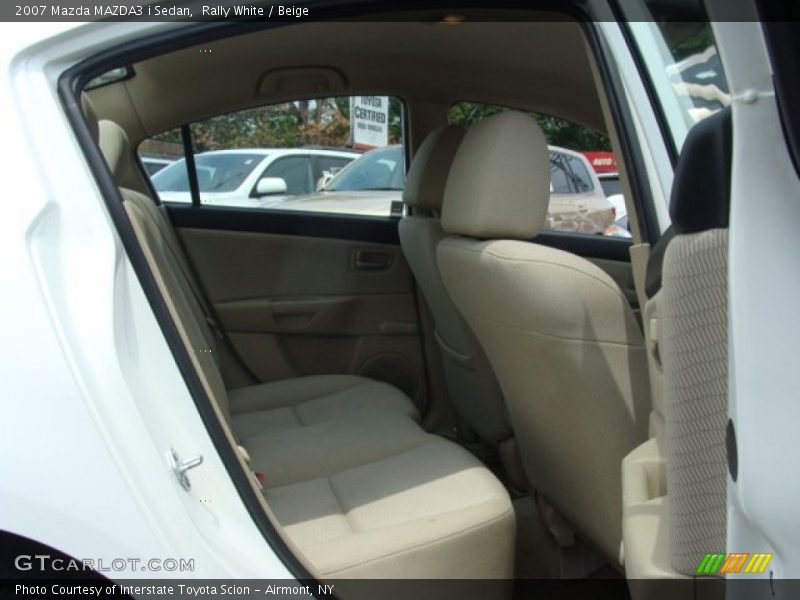 Rally White / Beige 2007 Mazda MAZDA3 i Sedan