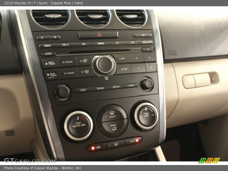 Controls of 2010 CX-7 i Sport