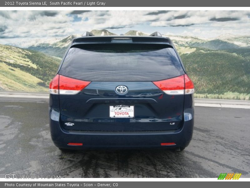 South Pacific Pearl / Light Gray 2012 Toyota Sienna LE