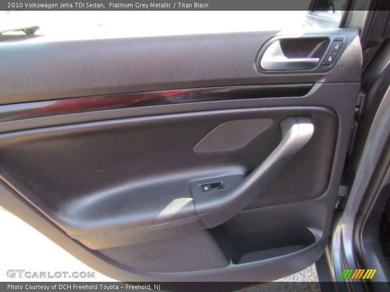 Platinum Grey Metallic / Titan Black 2010 Volkswagen Jetta TDI Sedan