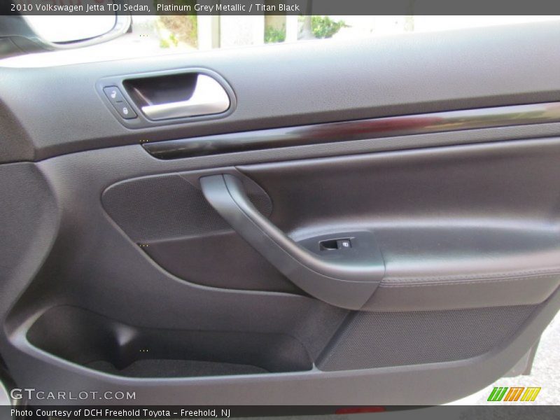 Platinum Grey Metallic / Titan Black 2010 Volkswagen Jetta TDI Sedan