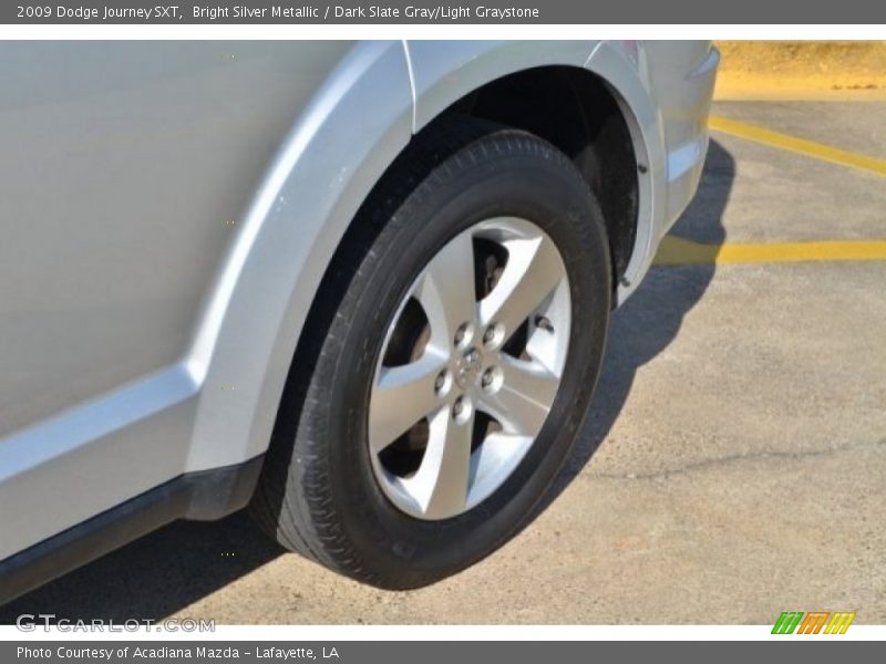 Bright Silver Metallic / Dark Slate Gray/Light Graystone 2009 Dodge Journey SXT