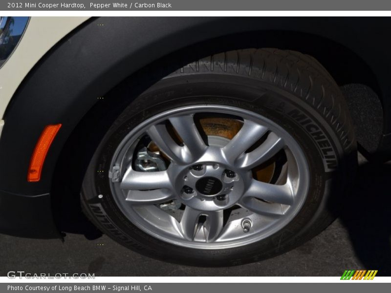 Pepper White / Carbon Black 2012 Mini Cooper Hardtop