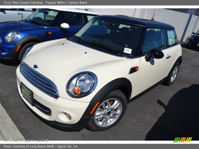 Pepper White / Carbon Black 2012 Mini Cooper Hardtop