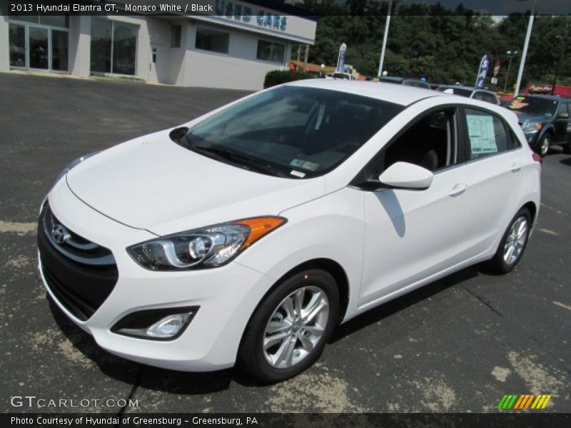 Front 3/4 View of 2013 Elantra GT