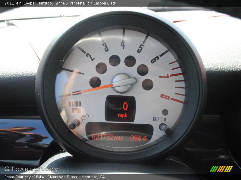 White Silver Metallic / Carbon Black 2011 Mini Cooper Hardtop