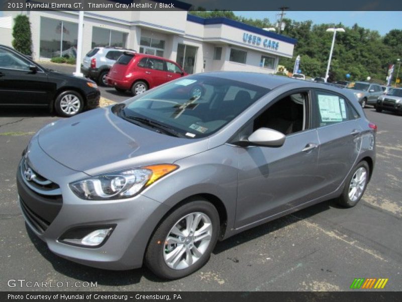Front 3/4 View of 2013 Elantra GT