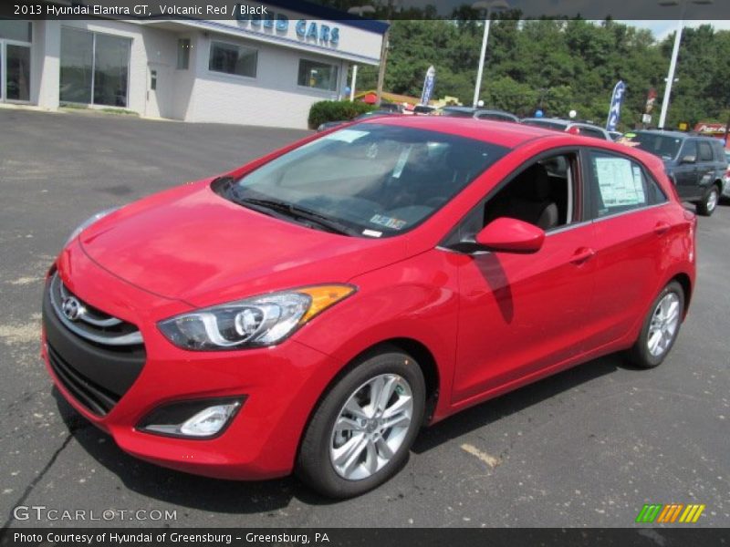 Front 3/4 View of 2013 Elantra GT
