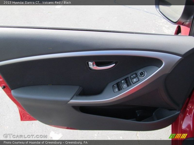 Volcanic Red / Black 2013 Hyundai Elantra GT