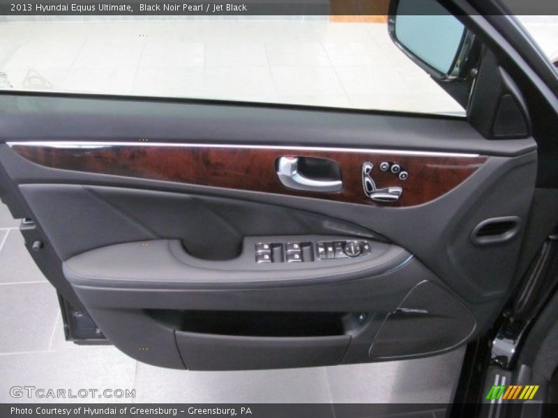Black Noir Pearl / Jet Black 2013 Hyundai Equus Ultimate
