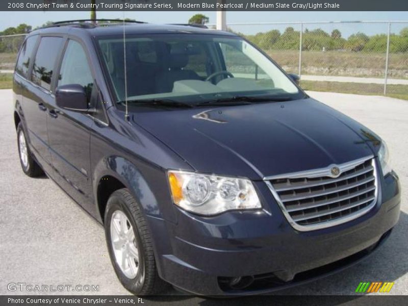 Modern Blue Pearlcoat / Medium Slate Gray/Light Shale 2008 Chrysler Town & Country Touring Signature Series