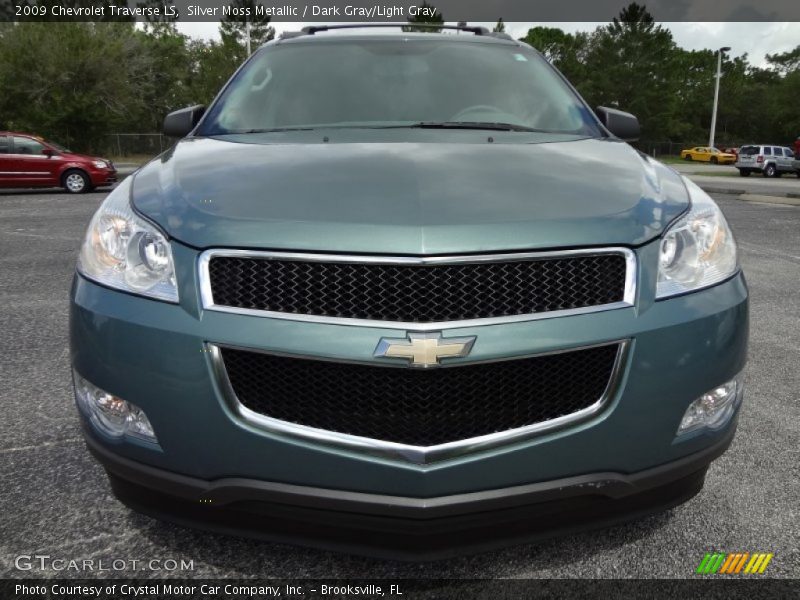 Silver Moss Metallic / Dark Gray/Light Gray 2009 Chevrolet Traverse LS