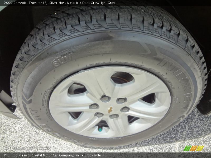 Silver Moss Metallic / Dark Gray/Light Gray 2009 Chevrolet Traverse LS