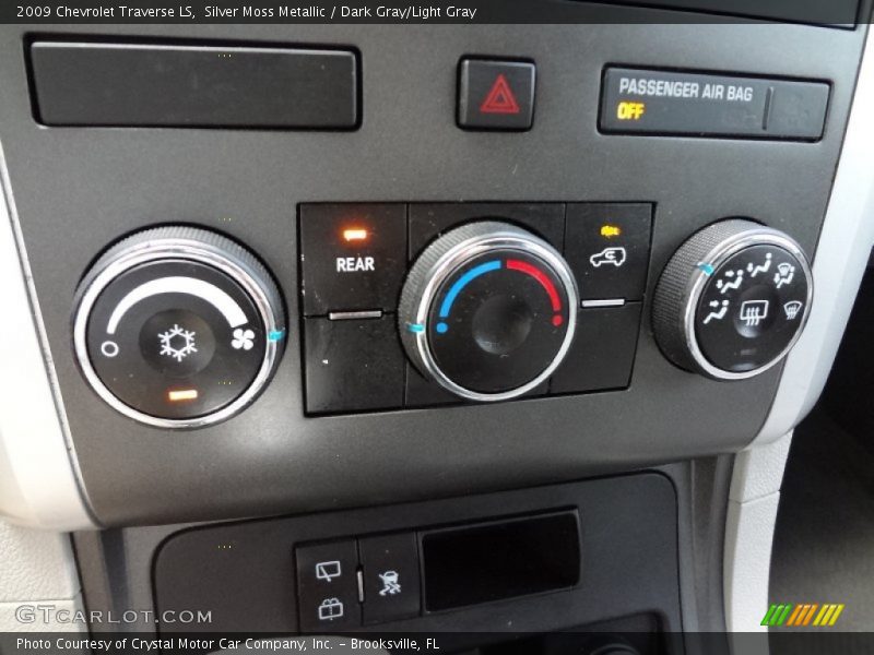 Controls of 2009 Traverse LS