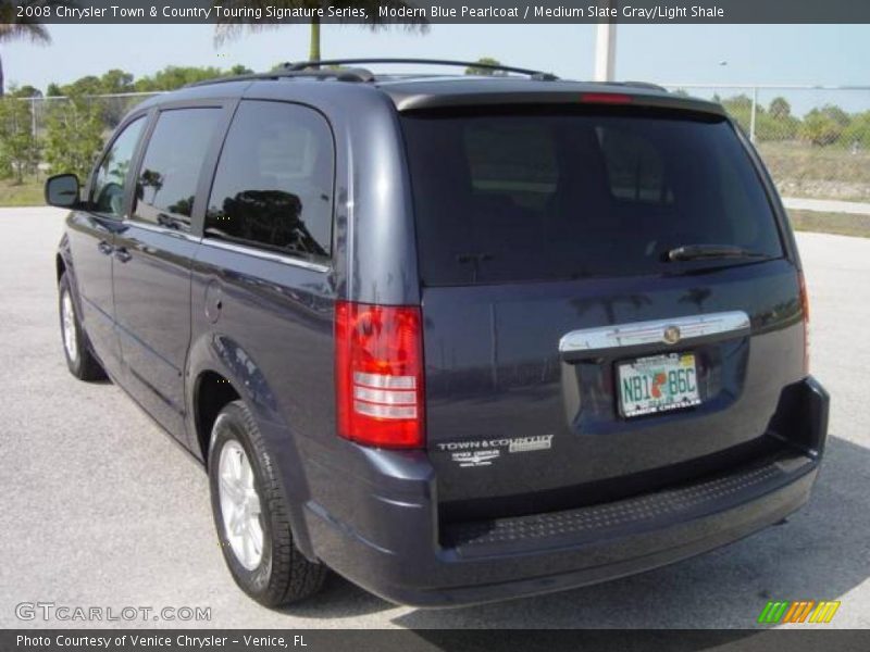 Modern Blue Pearlcoat / Medium Slate Gray/Light Shale 2008 Chrysler Town & Country Touring Signature Series