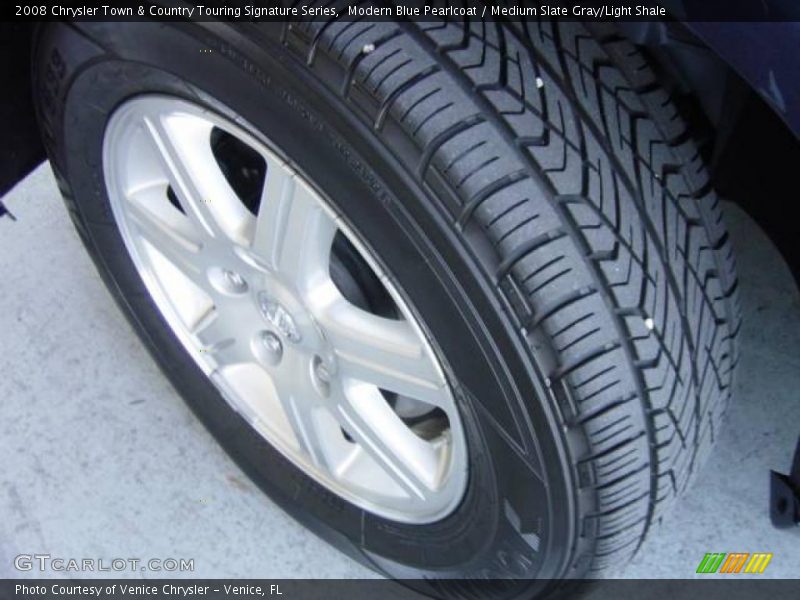 Modern Blue Pearlcoat / Medium Slate Gray/Light Shale 2008 Chrysler Town & Country Touring Signature Series