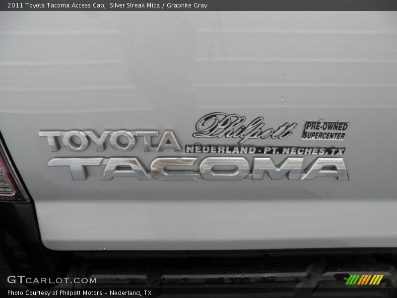 Silver Streak Mica / Graphite Gray 2011 Toyota Tacoma Access Cab
