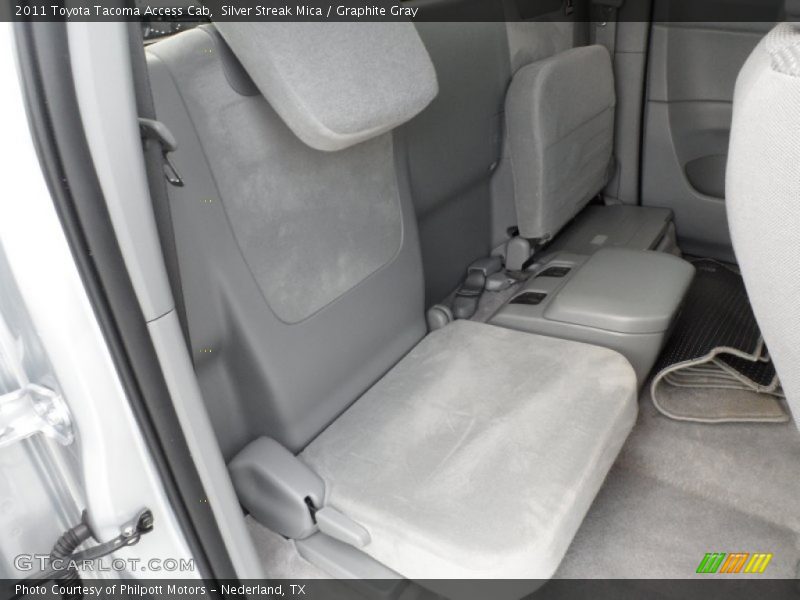 Silver Streak Mica / Graphite Gray 2011 Toyota Tacoma Access Cab