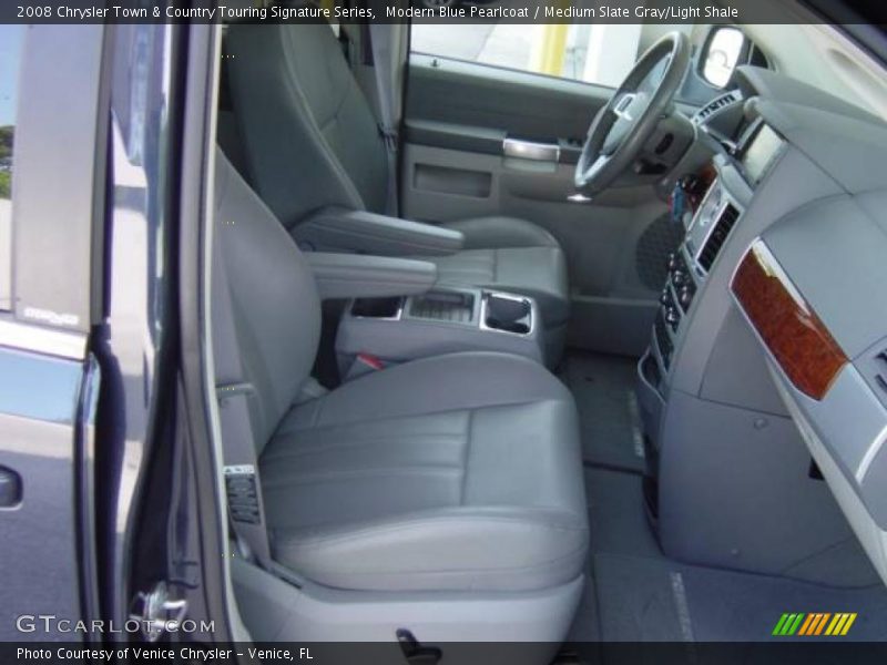 Modern Blue Pearlcoat / Medium Slate Gray/Light Shale 2008 Chrysler Town & Country Touring Signature Series