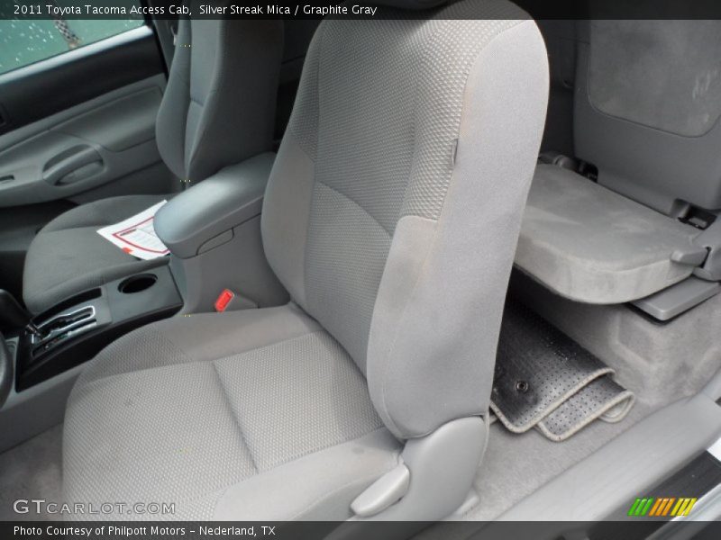 Silver Streak Mica / Graphite Gray 2011 Toyota Tacoma Access Cab