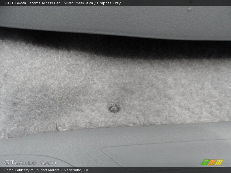 Silver Streak Mica / Graphite Gray 2011 Toyota Tacoma Access Cab