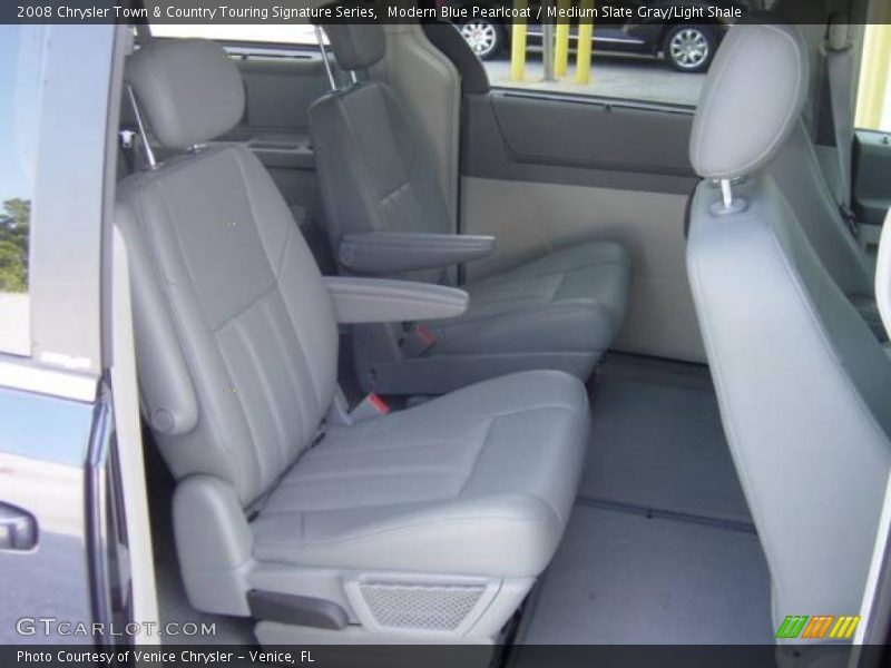 Modern Blue Pearlcoat / Medium Slate Gray/Light Shale 2008 Chrysler Town & Country Touring Signature Series