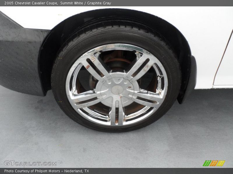 Summit White / Graphite Gray 2005 Chevrolet Cavalier Coupe