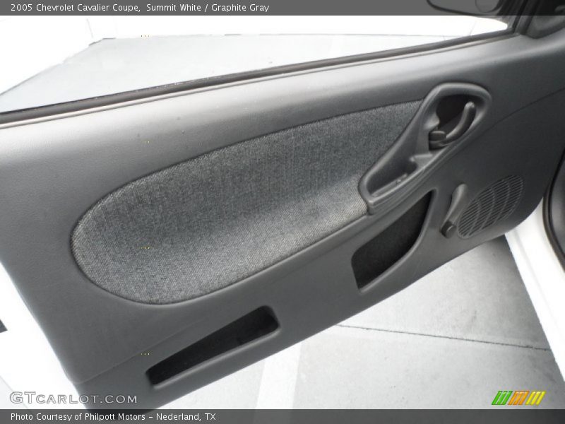Summit White / Graphite Gray 2005 Chevrolet Cavalier Coupe