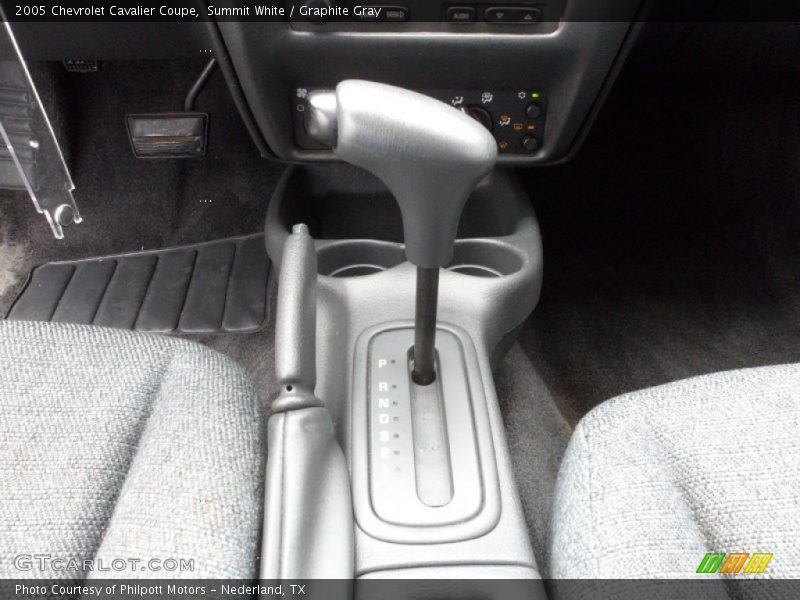 Summit White / Graphite Gray 2005 Chevrolet Cavalier Coupe