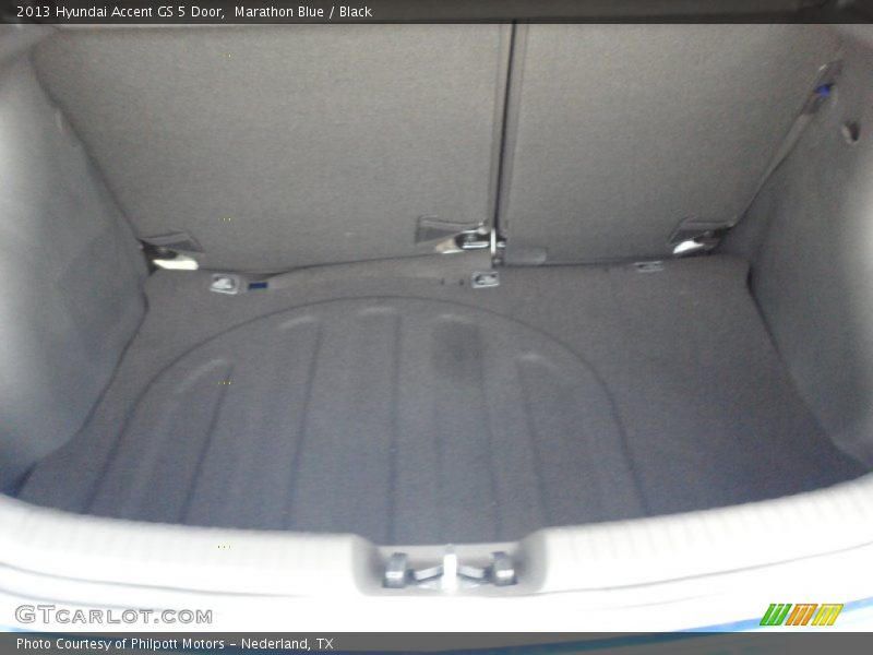 Marathon Blue / Black 2013 Hyundai Accent GS 5 Door