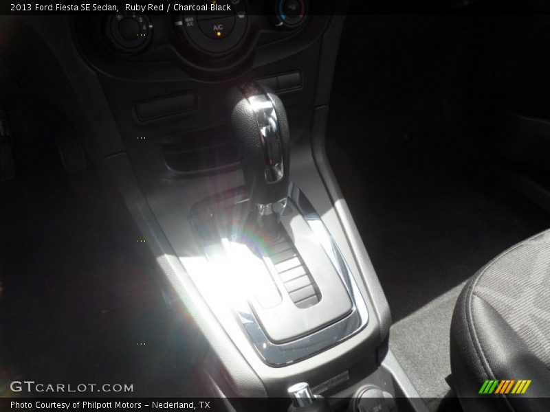  2013 Fiesta SE Sedan 6 Speed PowerShift Automatic Shifter