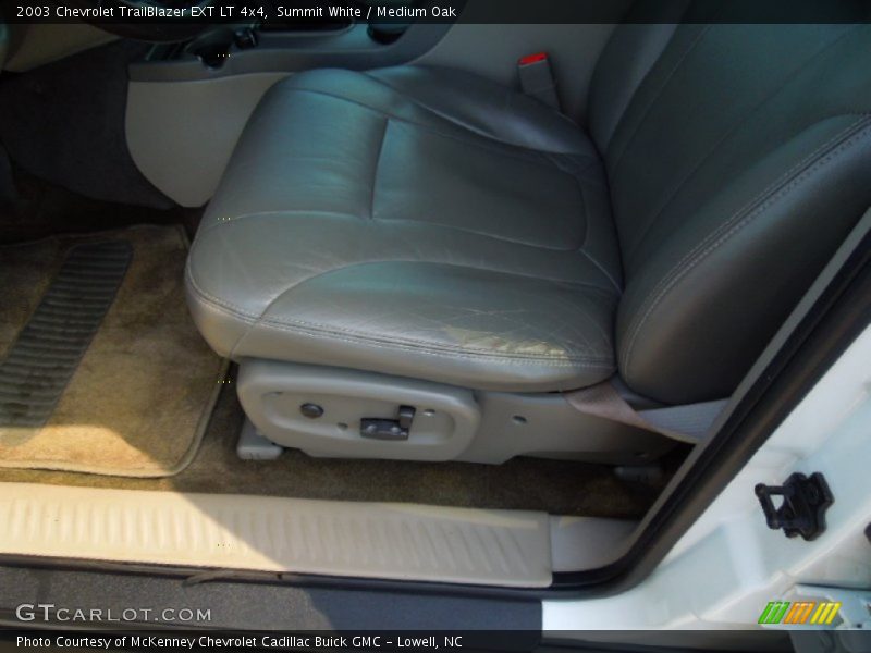 Summit White / Medium Oak 2003 Chevrolet TrailBlazer EXT LT 4x4