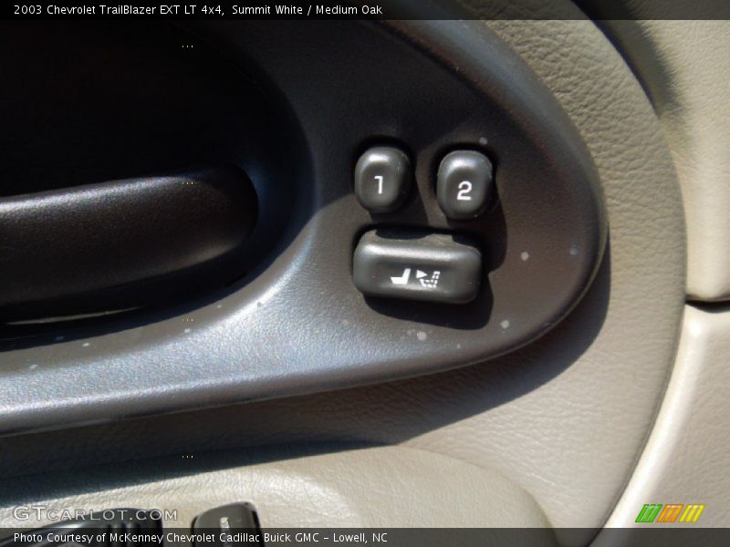 Summit White / Medium Oak 2003 Chevrolet TrailBlazer EXT LT 4x4