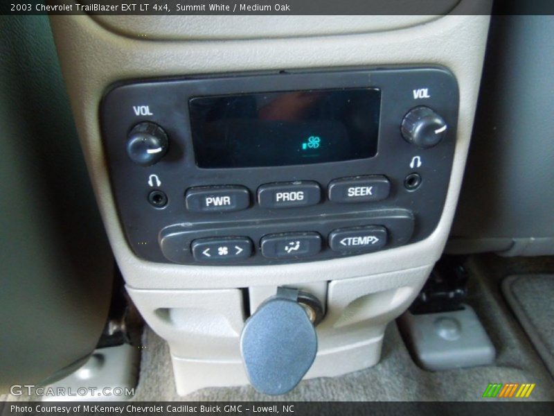 Summit White / Medium Oak 2003 Chevrolet TrailBlazer EXT LT 4x4